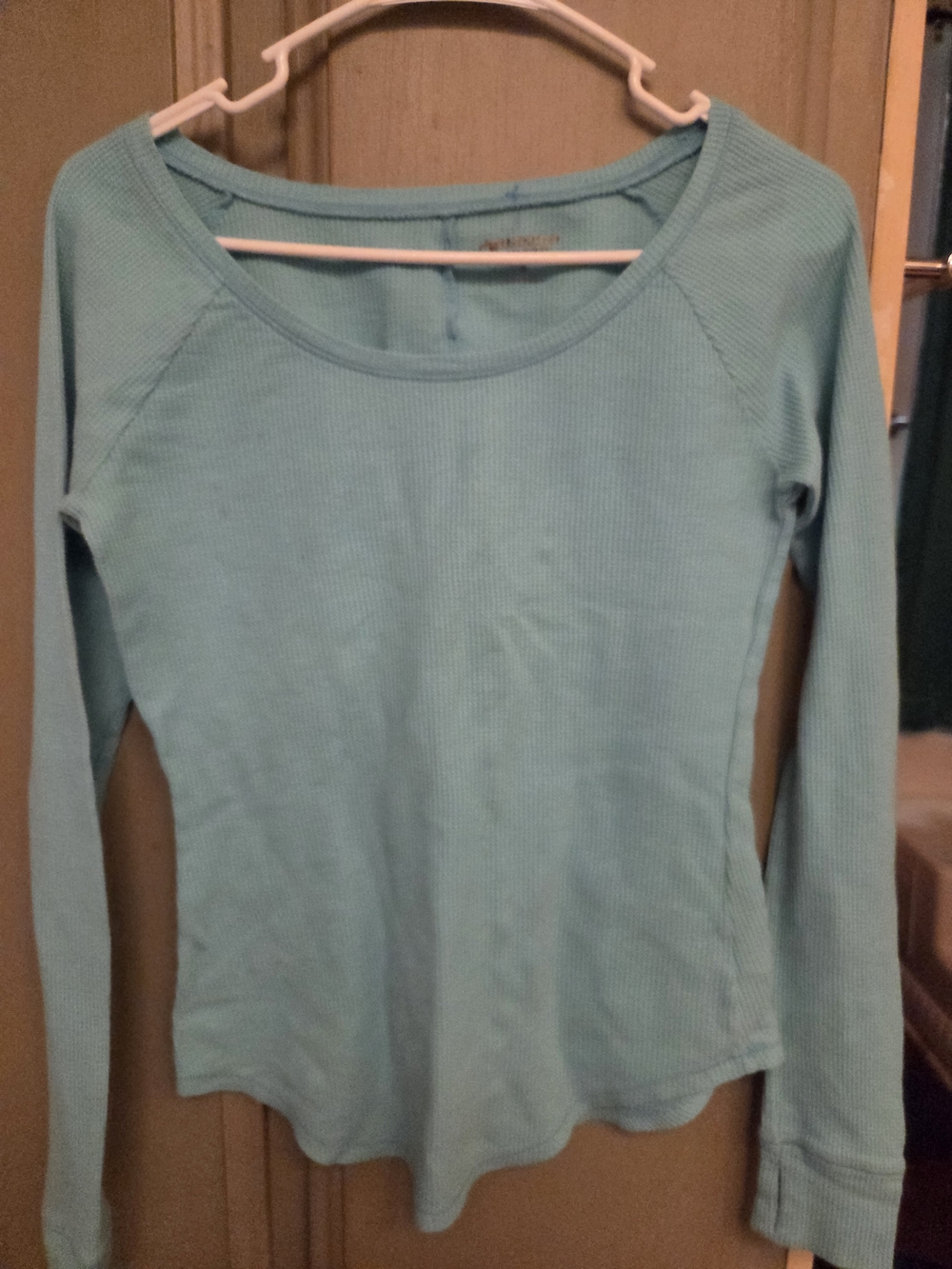 Arizona Jean Company Long-Sleeve Ribbed Scoop Neck Top - Aqua Blue
